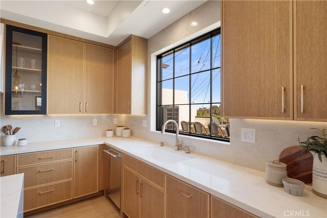 1346 Gates Ave., Manhattan Beach, CA 90266