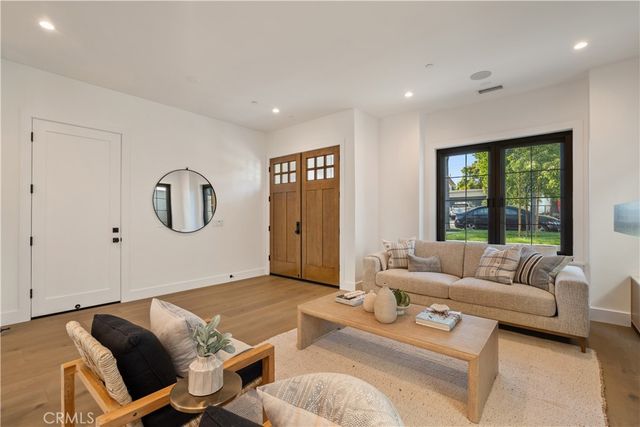1346 Gates Ave., Manhattan Beach, CA 90266