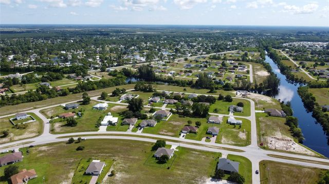 4239 E Gator Circle, Cape Coral, FL 33909