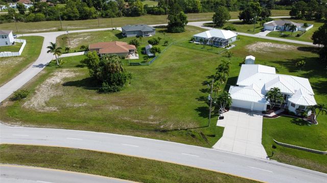 4239 E Gator Circle, Cape Coral, FL 33909