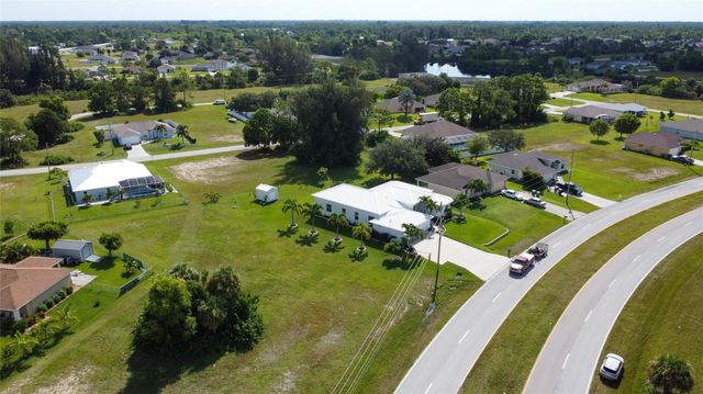 4239 E Gator Circle, Cape Coral, FL 33909