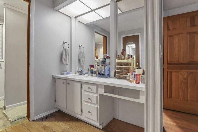 3432 London Lancaster Road, Groveport, OH 43125