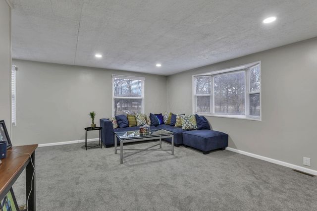 3432 London Lancaster Road, Groveport, OH 43125