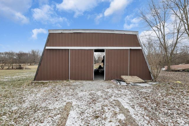 3432 London Lancaster Road, Groveport, OH 43125