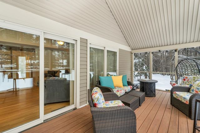 42 Point Breeze Road, Wolfeboro, NH 03894