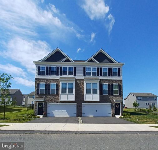 215 WINDING RD, Forks Township, PA 18040