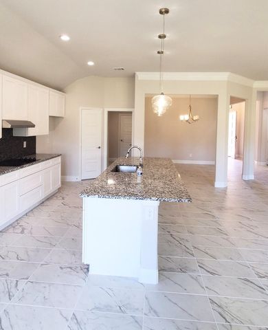 906 Maxine Drive, Athens, TX 75751