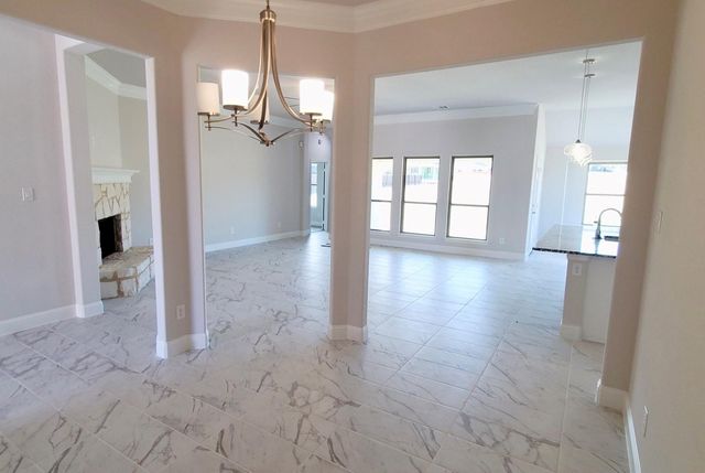 906 Maxine Drive, Athens, TX 75751