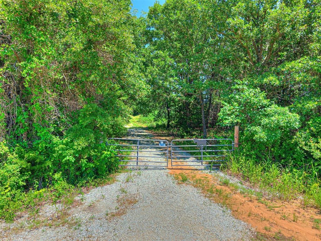 E 1390 Road, Asher, OK 74826