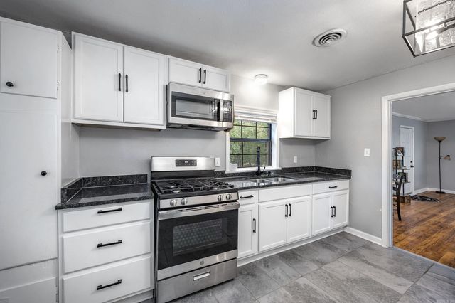 2410 S Harrison St, Little Rock, AR 72204