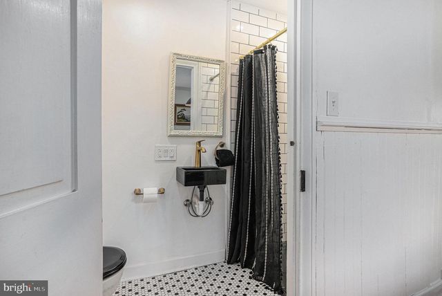 5934 KERNSVILLE RD, Orefield, PA 18069