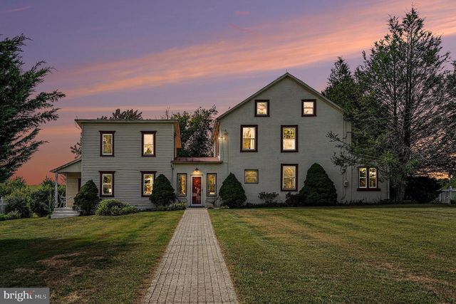 5934 KERNSVILLE RD, Orefield, PA 18069