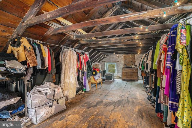 5934 KERNSVILLE RD, Orefield, PA 18069