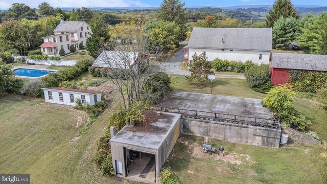 5934 KERNSVILLE RD, Orefield, PA 18069