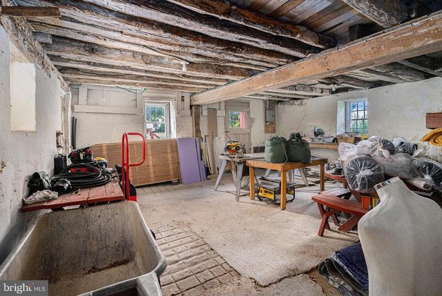 5934 KERNSVILLE RD, Orefield, PA 18069