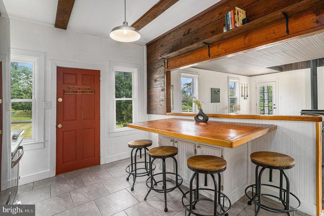 5934 KERNSVILLE RD, Orefield, PA 18069