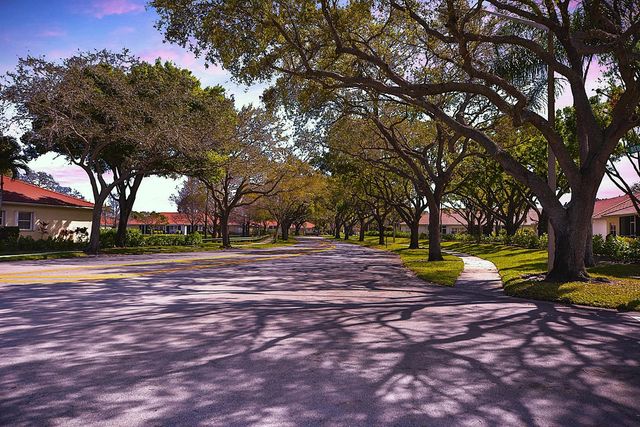 2406 Aspen Way 2406, Boynton Beach, FL 33436