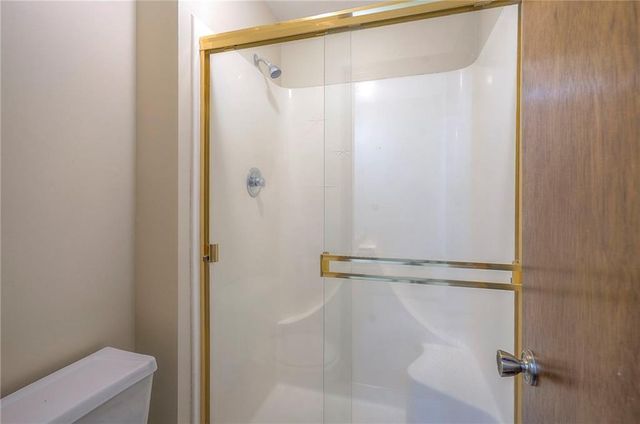 13921 S Brookwood Court, Olathe, KS 66062