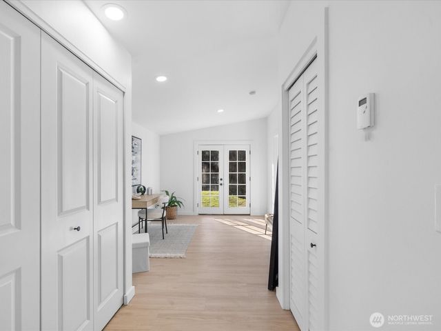 5706 225th Street SW, Mountlake Terrace, WA 98043