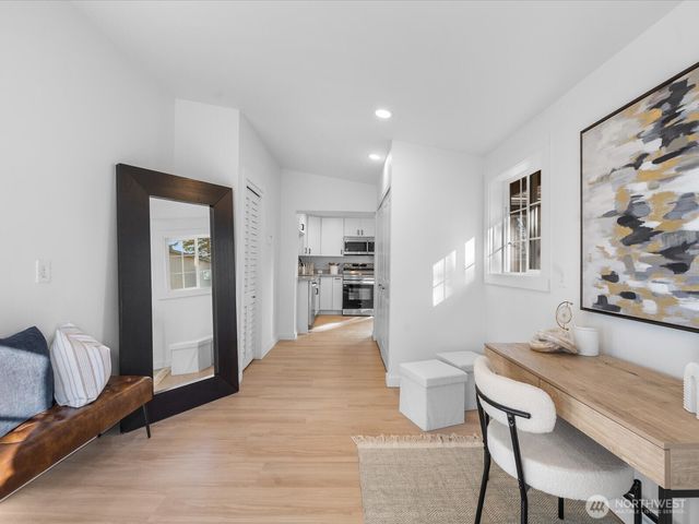 5706 225th Street SW, Mountlake Terrace, WA 98043