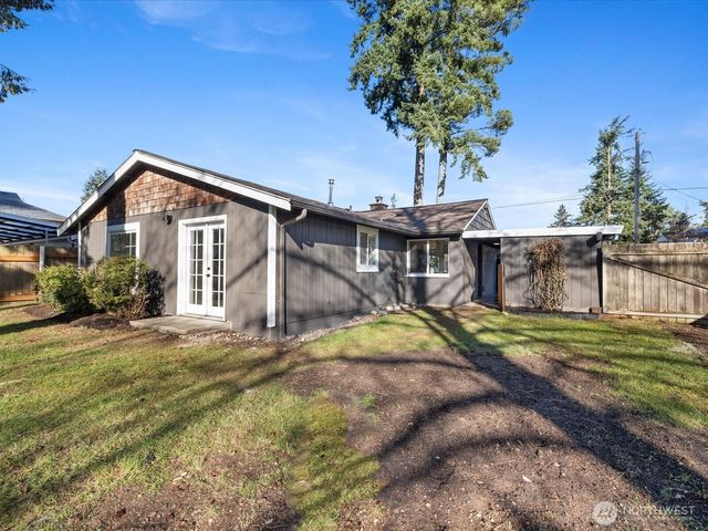 5706 225th Street SW, Mountlake Terrace, WA 98043