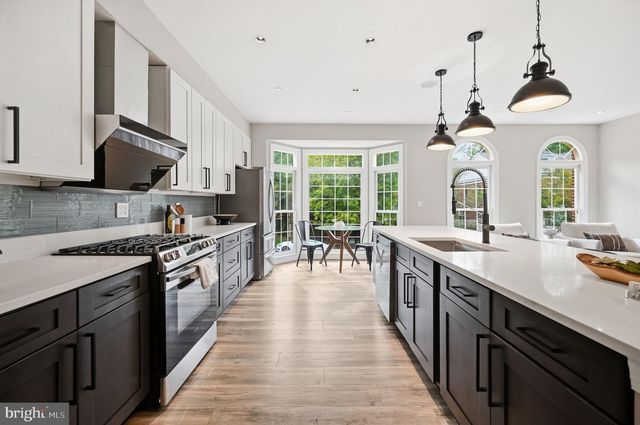 2131 N SCOTT ST N, Arlington, VA 22209