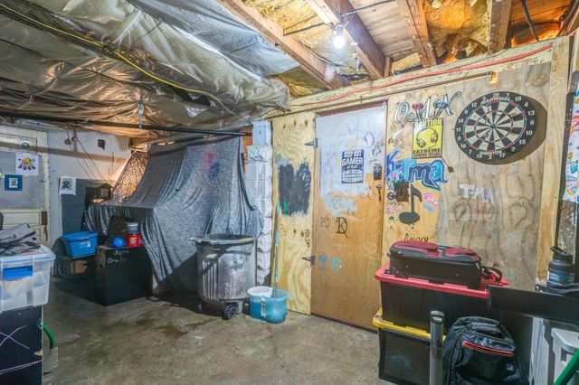 446 S College Ave, Salina, KS 67401