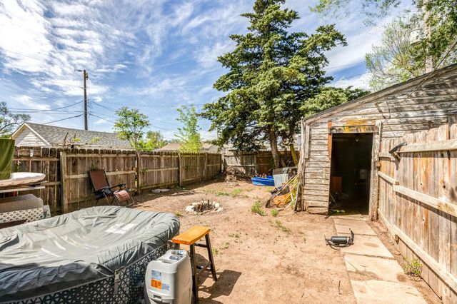 446 S College Ave, Salina, KS 67401