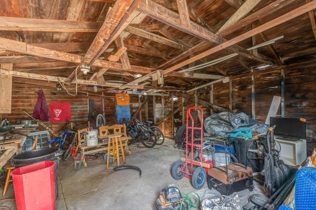 446 S College Ave, Salina, KS 67401
