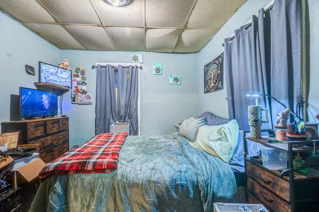 446 S College Ave, Salina, KS 67401