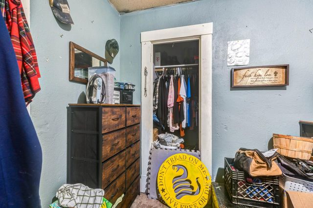 446 S College Ave, Salina, KS 67401