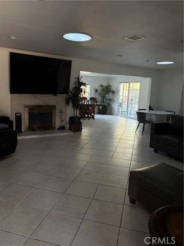 17443 Elkwood, Northridge (los Angeles), CA 91325