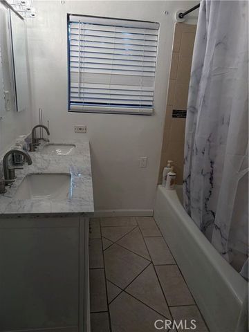 17443 Elkwood, Northridge (los Angeles), CA 91325