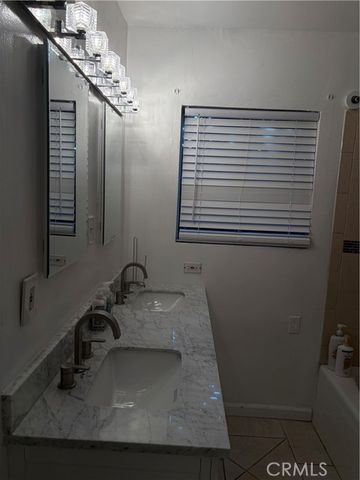 17443 Elkwood, Northridge (los Angeles), CA 91325