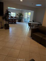 17443 Elkwood, Northridge (los Angeles), CA 91325