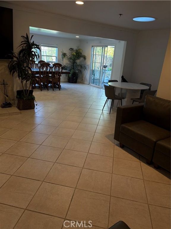 17443 Elkwood, Northridge (los Angeles), CA 91325