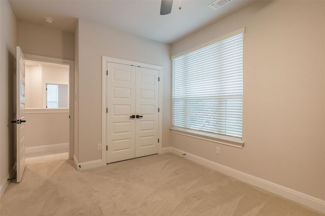 103 Periwinkle LN, Bastrop, TX 78602
