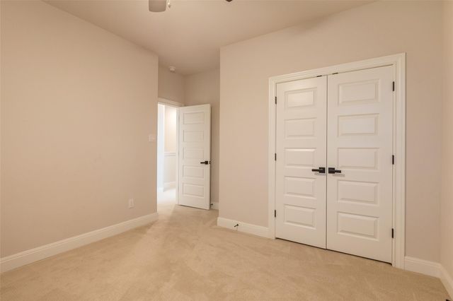 103 Periwinkle LN, Bastrop, TX 78602