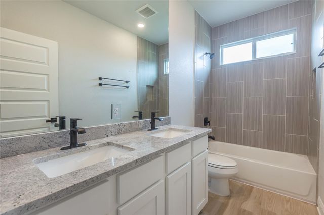 103 Periwinkle LN, Bastrop, TX 78602