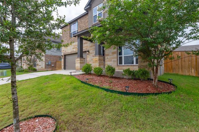 103 Periwinkle LN, Bastrop, TX 78602