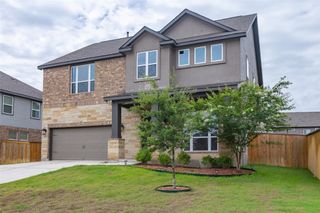 103 Periwinkle LN, Bastrop, TX 78602