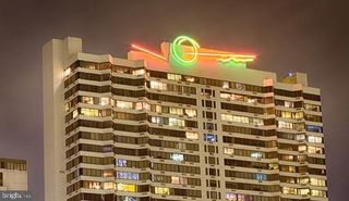 2001 HAMILTON #2001, Philadelphia, PA 19130