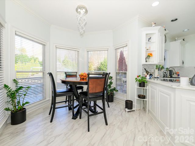 3815 Denmeade Drive, Charlotte, NC 28269