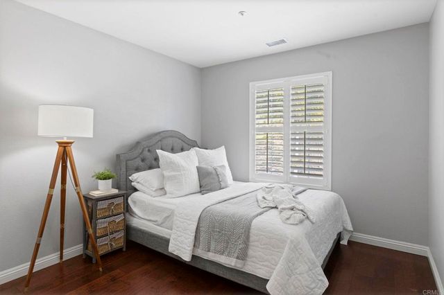 1979 Oxford Court, Vista, CA 92081