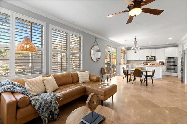 1979 Oxford Court, Vista, CA 92081