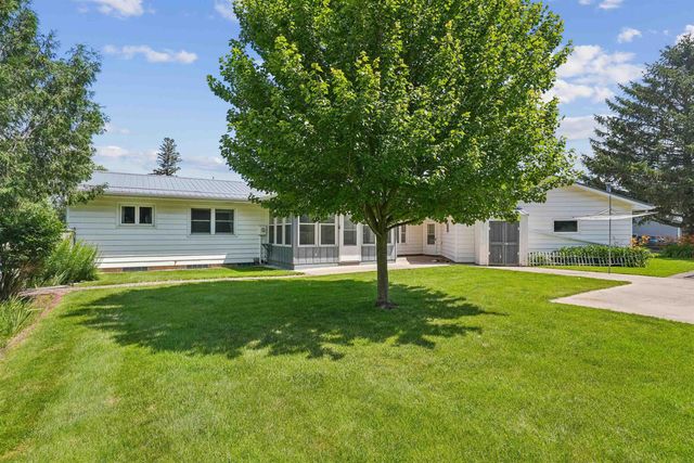 1322 Jersey Lane, Waterloo, IA 50701