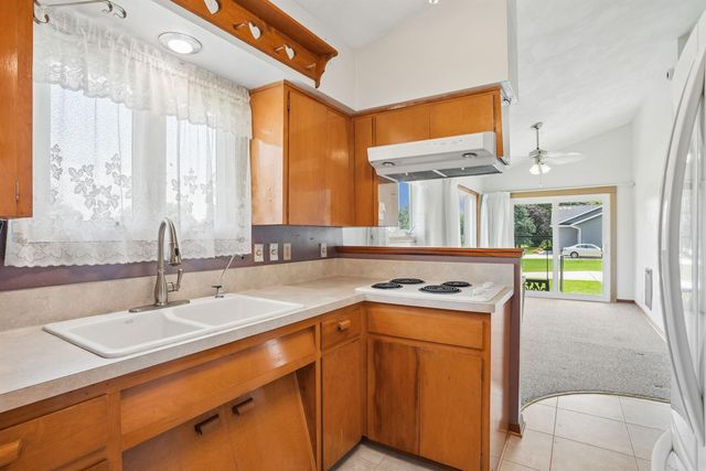 1322 Jersey Lane, Waterloo, IA 50701