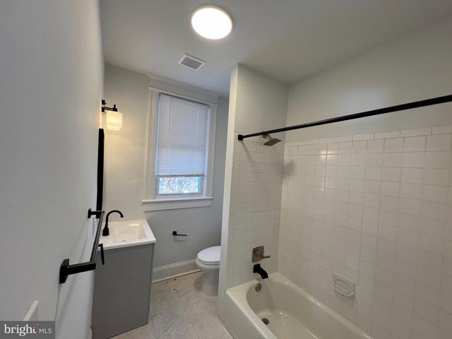 1941 16TH ST SE, Washington, DC 20020