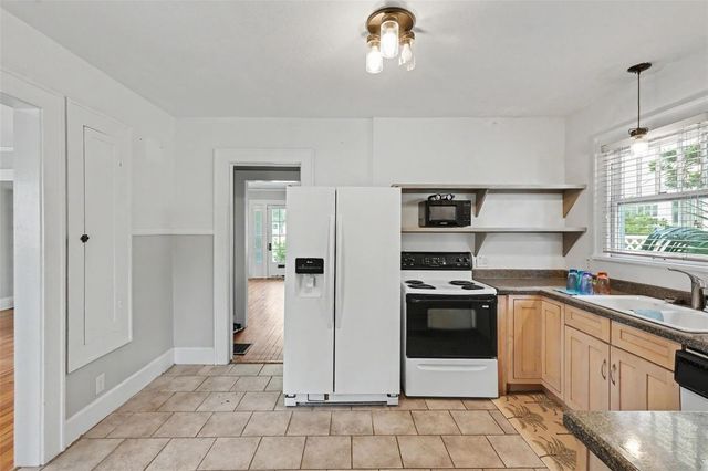 5441 1ST AVENUE N, St Petersburg, FL 33710