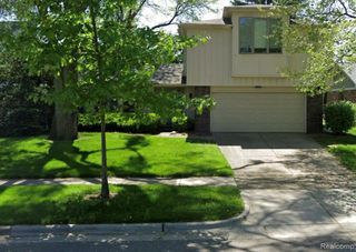 2866 Baylis Drive, Ann Arbor, MI 48108